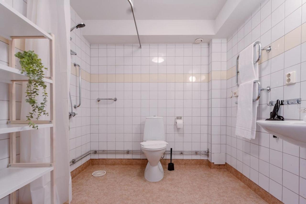 Budget Comfort On Trendy Soedermalm ストックホルム エクステリア 写真