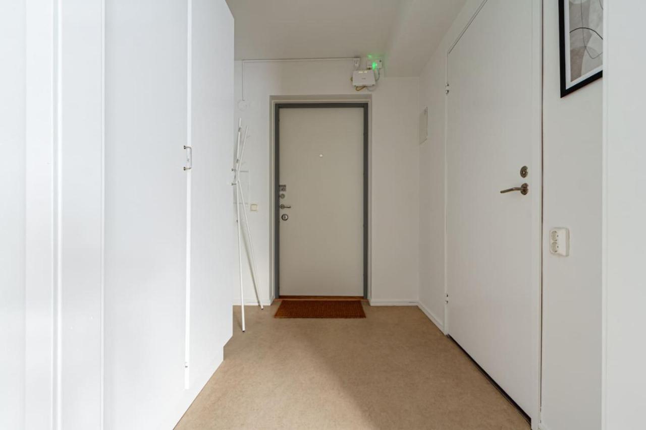 Budget Comfort On Trendy Soedermalm ストックホルム エクステリア 写真